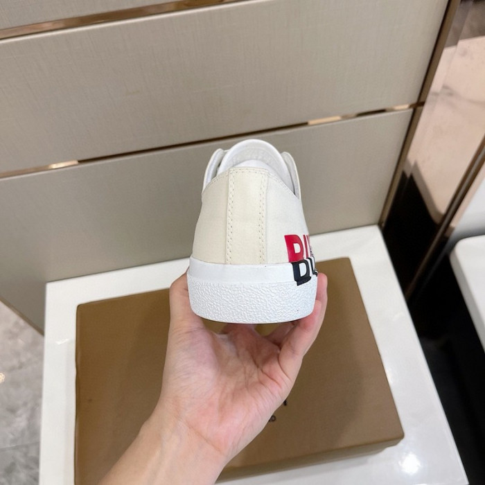 bur  sneaker