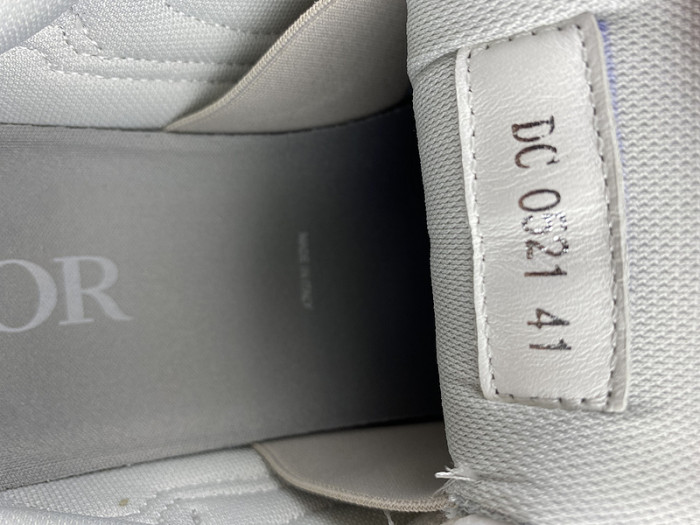 b30 sneaker
